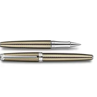 Caran d'Ache Léman Caviar rollerball